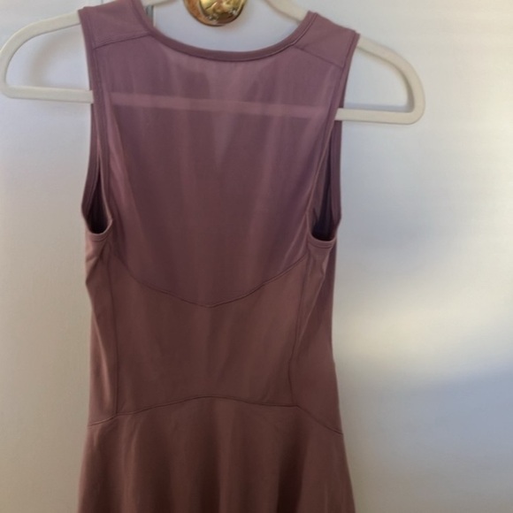 Athleta Matchpoint Dress 486471 w Sz S Women’s Sleeveless Mauve Dress - Picture 4 of 7